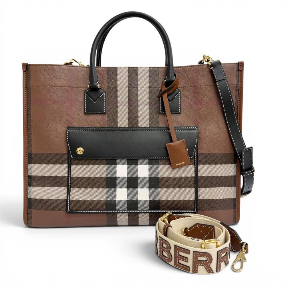 BURBERRY Bag - Picture 2 of 15
